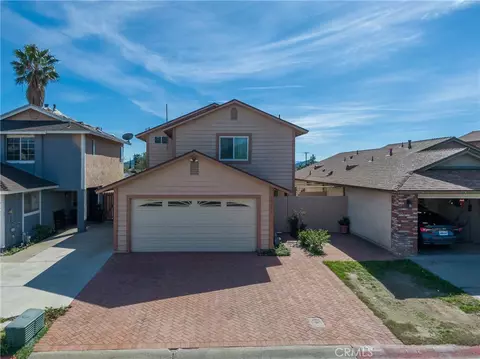 16171 Winterwood Ln, Fontana, CA 92335