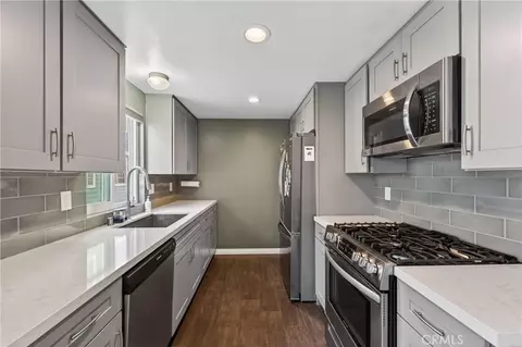 107 W W Spg #C, Long Beach, CA 90806 photo 11