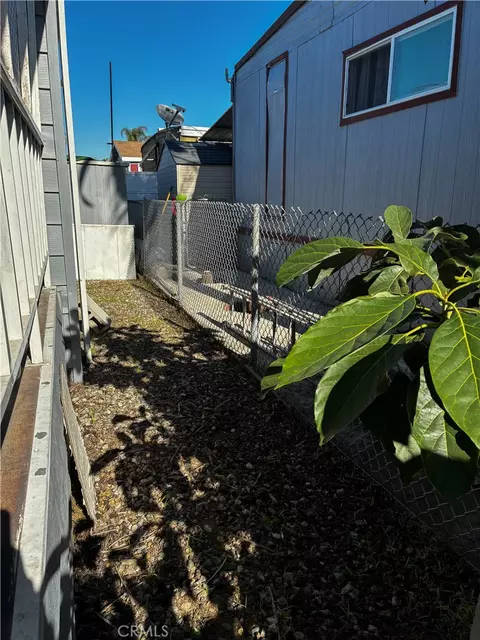 16600 Orange Ave #66, Paramount, CA 90723 photo 6