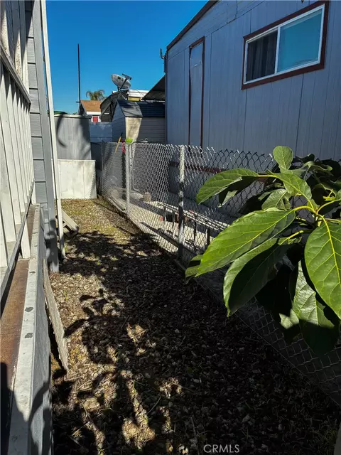 16600 Orange Ave #66, Paramount, CA 90723 photo 8