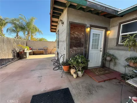 Exterior - 18284 9th St, Bloomington, CA 92316 photo 4 of 11