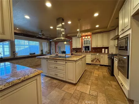 Kitchen - 18284 9th St, Bloomington, CA 92316 photo 3 of 6