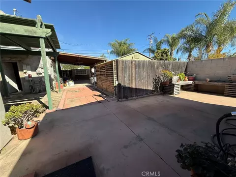 Exterior - 18284 9th St, Bloomington, CA 92316 photo 5 of 11