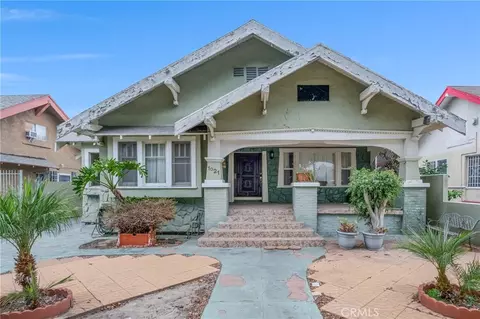 1021 W 48th, Los Angeles, CA 90037