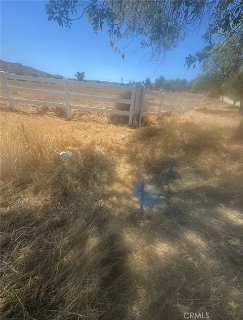 0 Contour, Nuevolakeview, CA 92567 photo 17