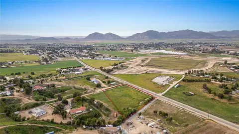 0 Contour, Nuevolakeview, CA 92567 photo 12
