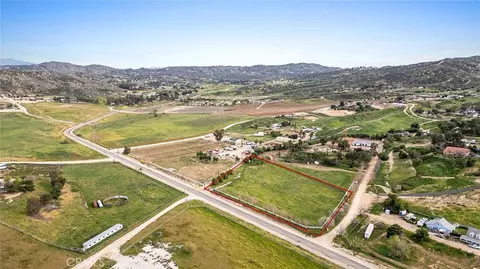 0 Contour, Nuevolakeview, CA 92567 photo 7