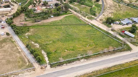 0 Contour, Nuevolakeview, CA 92567 photo 6