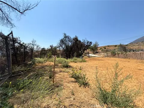 3696 Chaney, Altadena, CA 91001 photo 4