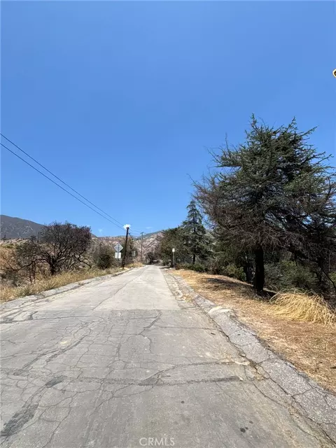 3696 Chaney, Altadena, CA 91001 photo 9