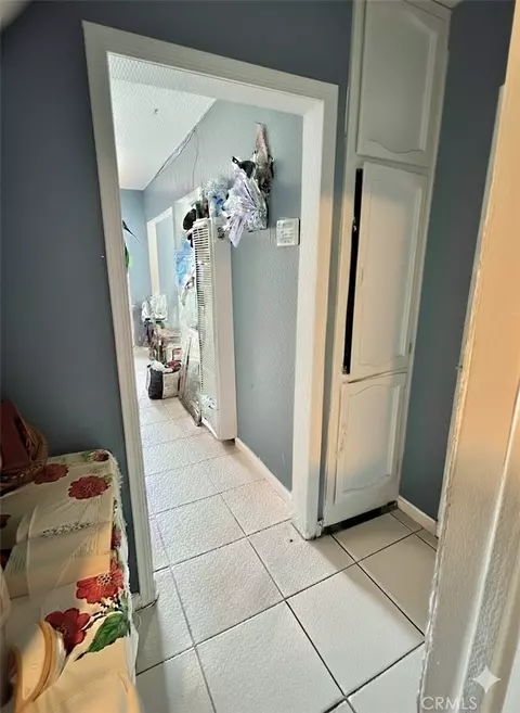 Entry Way - 13947 Downey, Paramount, CA 90723 photo 1 of 1