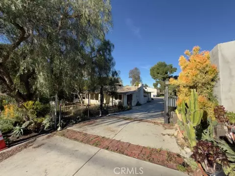 Exterior - 31912 Wrightwood, Bonsall, CA 92003 photo 2 of 6