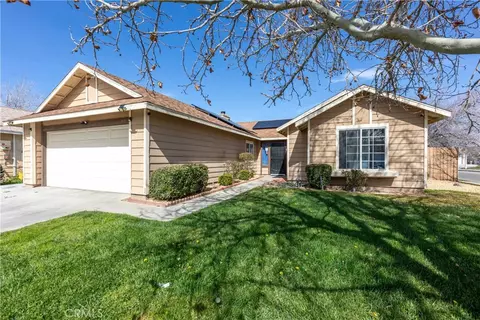 719 W Avenue H2, Lancaster, CA 93534
