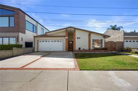5562 Thelma Ave, La Palma, CA 90623