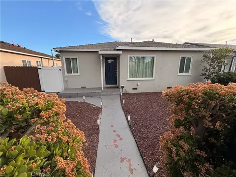 Exterior - 200 E Barclay St, Long Beach, CA 90805 photo 8 of 8