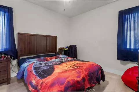 Bedroom - 200 E Barclay St, Long Beach, CA 90805 photo 3 of 3