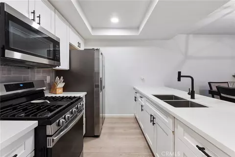 Kitchen - 159 S Wilmington #F, Compton, CA 90220 photo 2 of 3