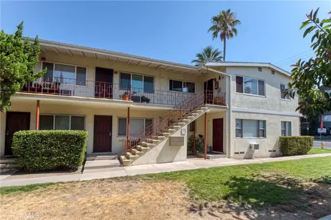 6731 Whitsett Ave, North Hollywood, CA 91606