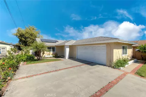 10241 Flora Vista St, Bellflower, CA 90706