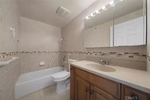 Bath - 6083 Fred, Cypress, CA 90630 photo 2 of 3