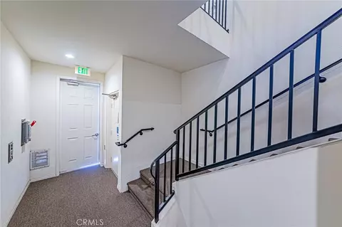 Entry Way - 735 Francesca #202, Walnut, CA 91789 photo 5 of 8