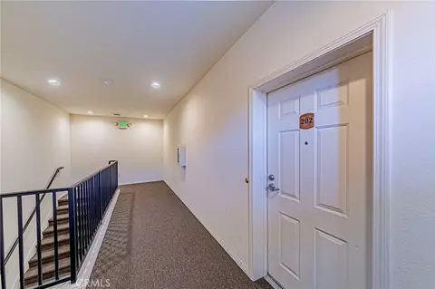 Entry Way - 735 Francesca #202, Walnut, CA 91789 photo 4 of 8