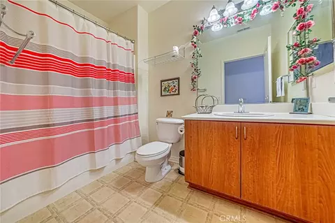 Bath - 735 Francesca #202, Walnut, CA 91789 photo 2 of 4