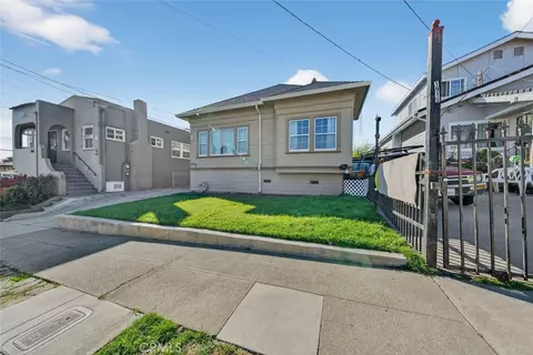 1909 51st Ave, Oakland, CA 94601