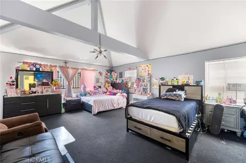Bedroom - 14134 Orizaba, Paramount, CA 90723 photo 3 of 4