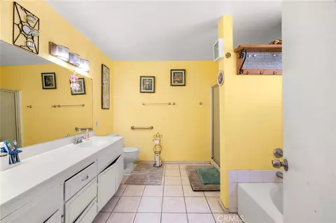 Bath - 14134 Orizaba, Paramount, CA 90723 photo 3 of 4