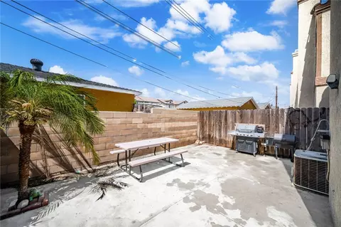 Exterior - 14134 Orizaba, Paramount, CA 90723 photo 6 of 6