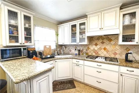 Kitchen - 3407 Twilight Dr, Fullerton, CA 92835 photo 3 of 4