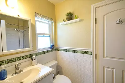 Bath - 3407 Twilight Dr, Fullerton, CA 92835 photo 4 of 4