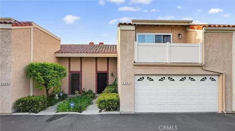 4304 Lincoln Plz, Cypress, CA 90630