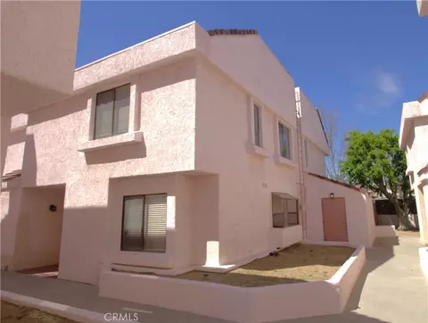 9906 Owensmouth #12, Chatsworth, CA 91311