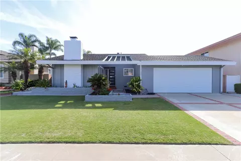 17332 Almelo Ln, Huntington Beach, CA 92649