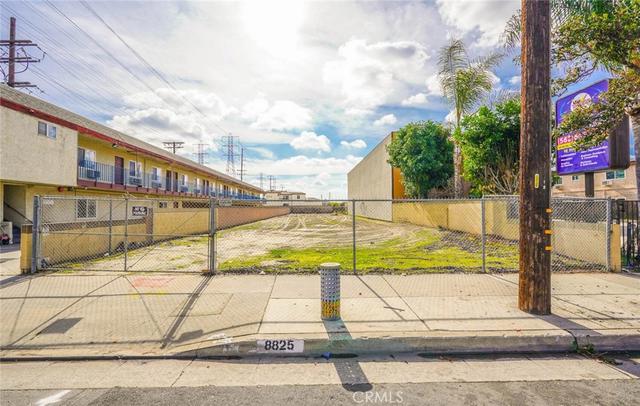 8826 Artesia, Bellflower, CA 90706