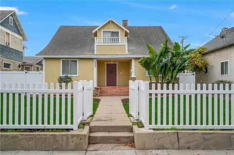 520 E 8th St, Corona, CA 92879