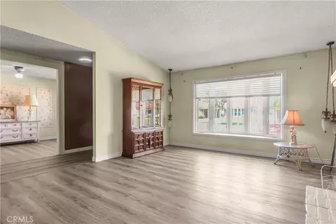 2035 E Orangeview Ln, Orange, CA 92867 photo 5