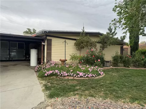 1039 W Avenue J6, Lancaster, CA 93534