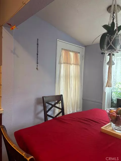 Dining - 2931 E 65th, Long Beach, CA 90805 photo 1 of 2