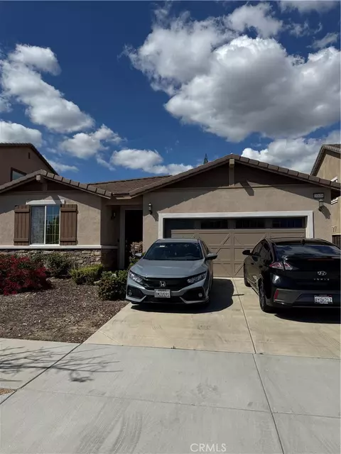 16608 Oakville St, Fontana, CA 92336