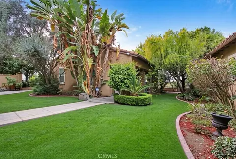 Exterior - 498 Green Orch, Riverside, CA 92506 photo 6 of 7