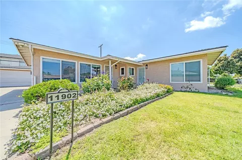 11902 206th, Lakewood, CA 90715