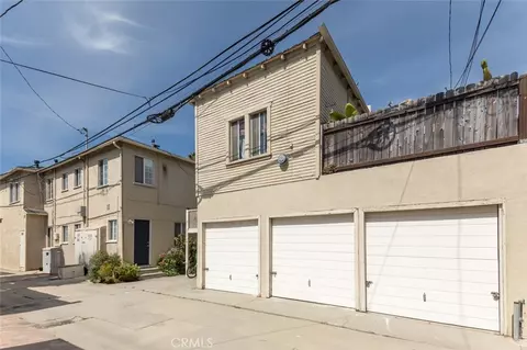 Exterior - 5901 E Ocean Blvd, Long Beach, CA 90803 photo 4 of 15