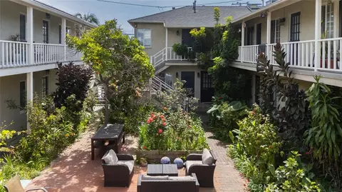 Exterior - 5901 E Ocean Blvd, Long Beach, CA 90803 photo 1 of 15