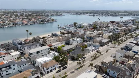 View/Area - 5901 E Ocean Blvd, Long Beach, CA 90803 photo 11 of 13