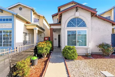 Exterior - 34 E Louise, Long Beach, CA 90805 photo 2 of 8