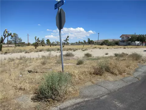 7331 Joshua Ln, Yucca Valley, CA 92284