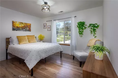 Bedroom - 41830 N Fork Dr, Three Rivers, CA 93271 photo 3 of 4